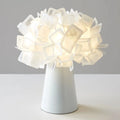 clarity-led-tischlampe-minimalistisches-design-energiesparend-modern-xlumina