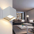 cubelamp-led-wandleuchte-bewegungsmelder-schwarz-weiss-10x10cm-12x12cm-xlumina