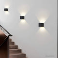 cubelamp-led-wandleuchte-bewegungsmelder-schwarz-weiss-10x10cm-12x12cm-xlumina