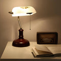 evolicht-vintage-nachttischlampe-retro-design-halbzylindrisch-schlafzimmer-xlumina