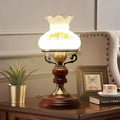 glowsophie-urnen-tischlampe-rotes-braunes-finish-wohnzimmer-beleuchtung-xlumina