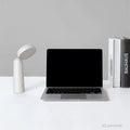 luminaart-kreative-tischlampe-asthetisches-design-warmweisses-licht-xlumina