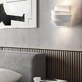 luminique-skandinavische-wandlampe-doppelte-lichtpunkte-eisen-modern-minimalistisch-xlumina