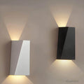 moderne-geometrische-wandleuchte-design-wandlampe-warmweiss-3000K-10W-xLumina
