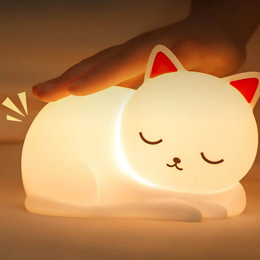 schlafkatze-led-nachtlicht-silikon-lampe-kinder-geschenk-bpa-frei-usb-xlumina