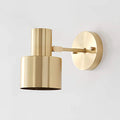 solluxe-minimalistische-wandleuchte-goldenes-metall-xlumina