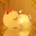 squishy-einhorn-led-nachtlicht-kinderlampe-silikon-magisch-xlumina3