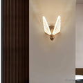 elegante-schmetterlings-wandleuchte-holzoptik-led-energieeffizient-natur-wohnzimmer-deko-xLumina