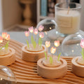tulipglow-tischlampe-blumenformige-led-buro-nachttischlampe-modern-natur-xlumina11