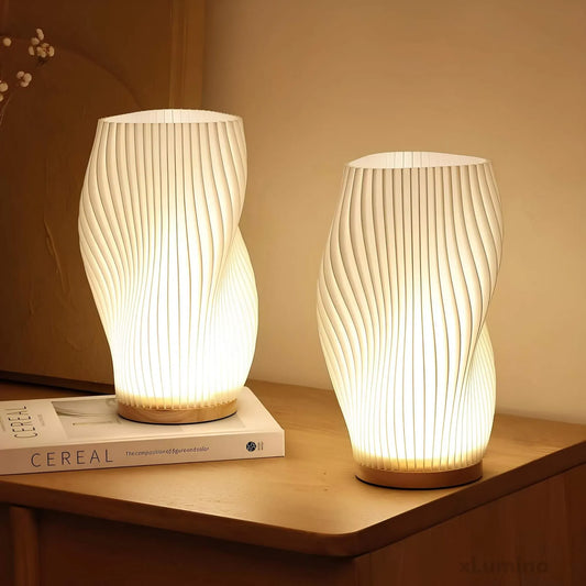 calmglow-beruhigende-wellenlampe-wellendesign-stilvolle-tischlampe-xlumina