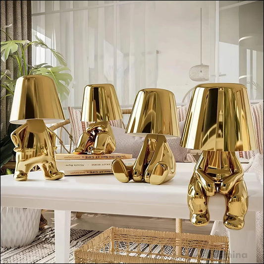 GoldenGrace-Elegante-Goldene-Tischlampe-xlumina